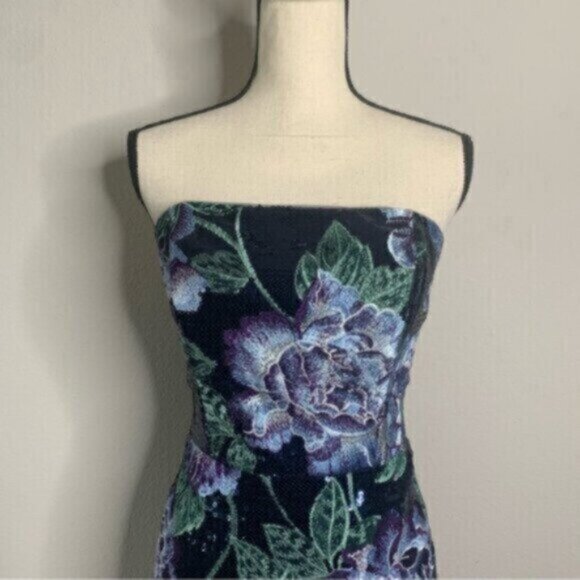 Marchesa Notte Strapless Sequin Mini Cocktail Dress - Picture 6 of 13